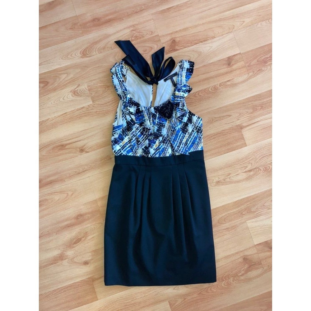 BCBG BowTie Embellished Beaded Empire Blue White Yellow Pleated Dress  6 ga gg